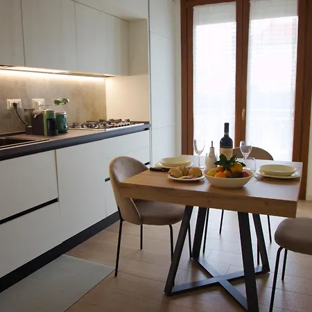 Ioniris - Private In A With Parking, 100 M From The Sea Feriehus